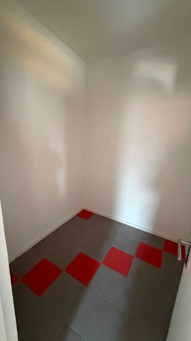 Moradia T2+1 Remodelada para Arrendamento em Canidelo – Vila Nova de Gaia
