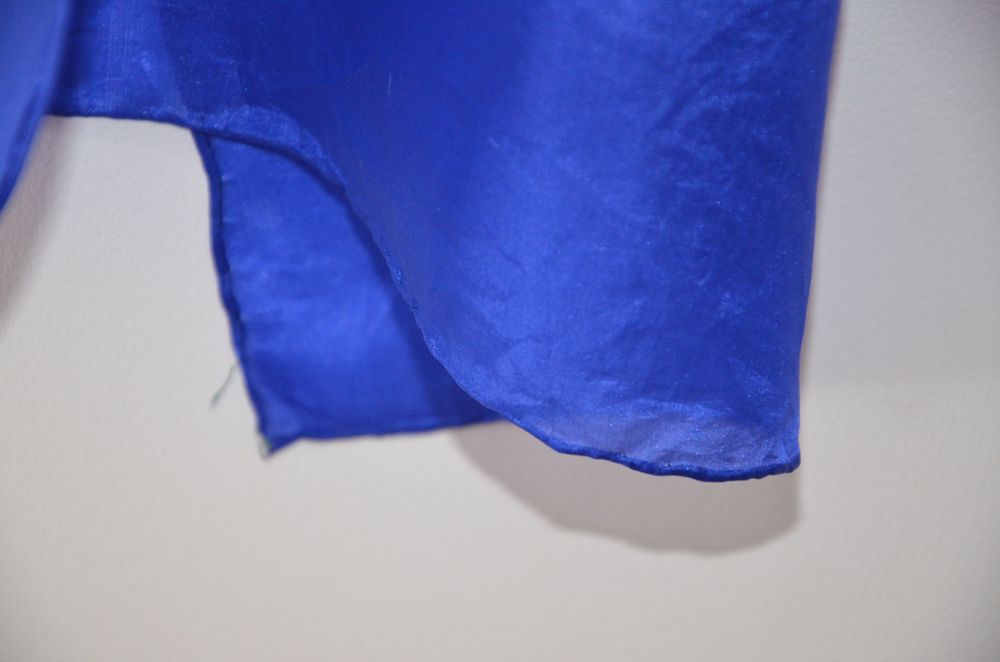 piękny chabrowy szal 100% Silk/jedwab 43x170