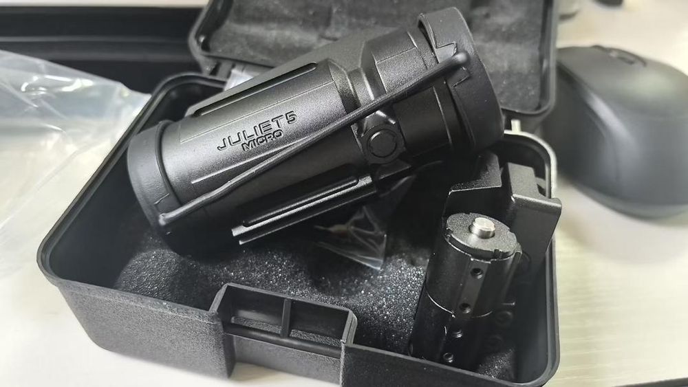 Увеличитель, магнифер  Sig Sauer Juliet5-Micro 5x magnifier