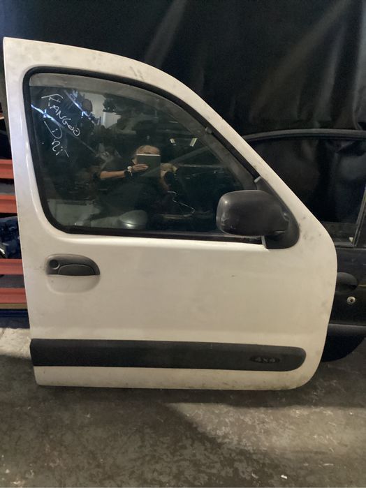 Porta frente direita kangoo