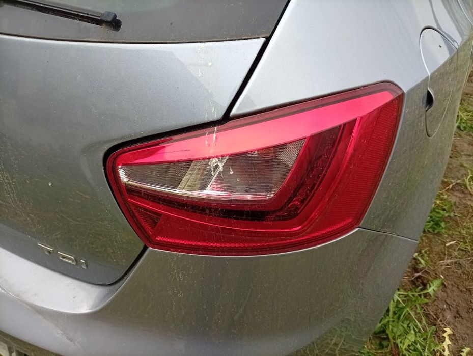 Seat Ibiza 6j po lifcie lampa tył prawa lewa