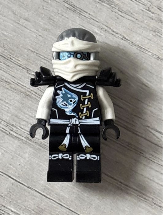 Figurka Lego Ninjago Zane skybound