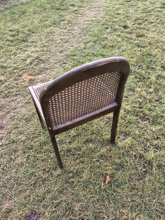 Zabytkowe krzesło wysyłka