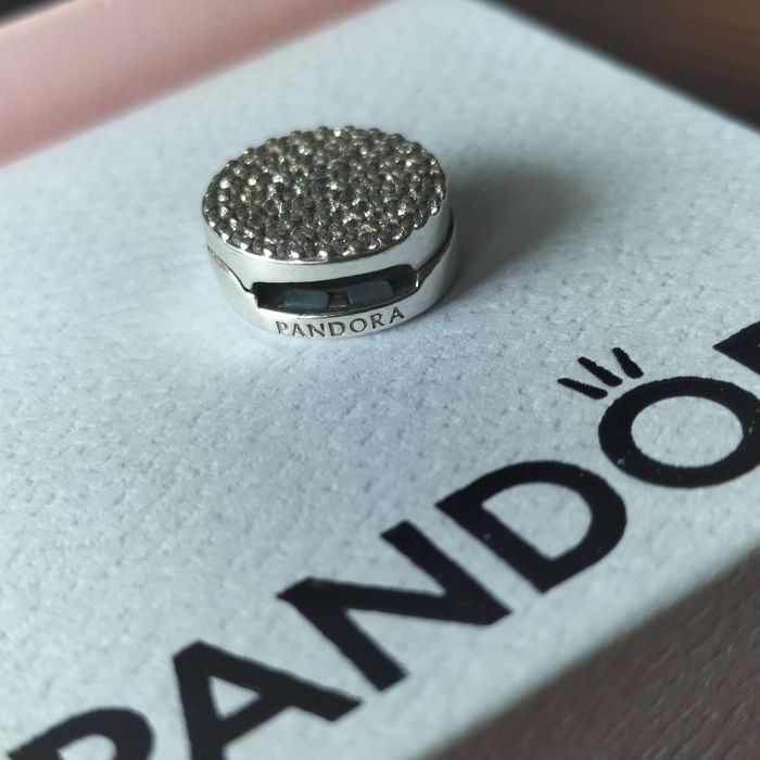 Charms Pandora reflexions koło pave