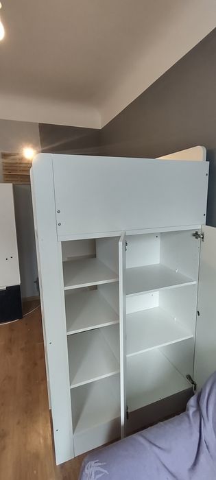 Łòżko piętrowe IKEA z szafą biurkiem i regałem