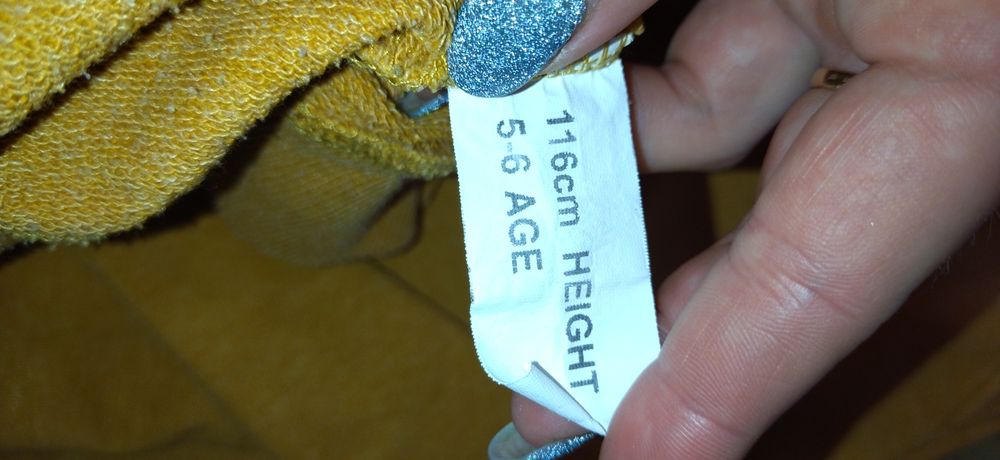 Костюм для дівчинки