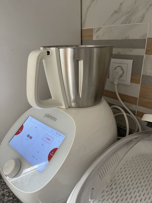 Yammi 3 - Continente