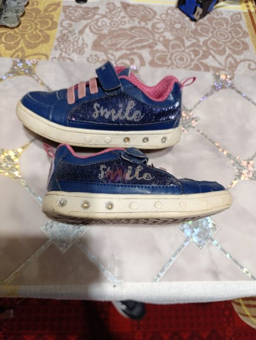 Продам Дитячі кросівки