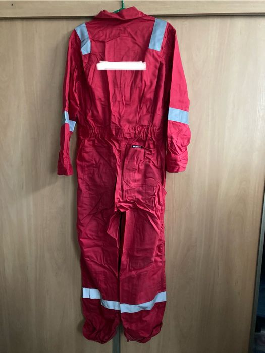 Kombinezon roboczy profesjonalny trudnopalny odblaski 38 Walls FR