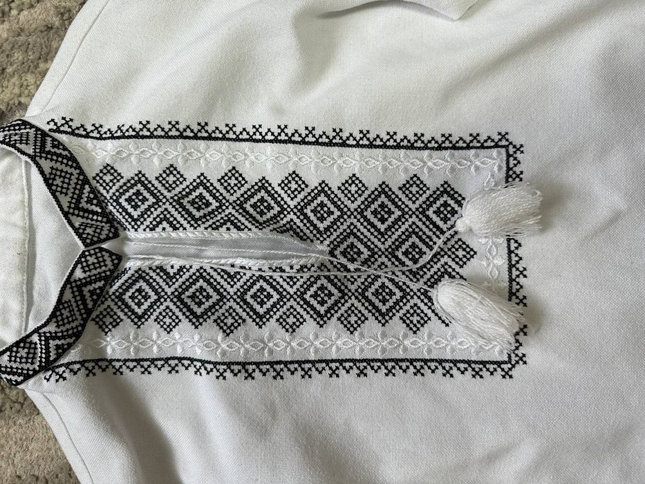 Дитяча вишиванка