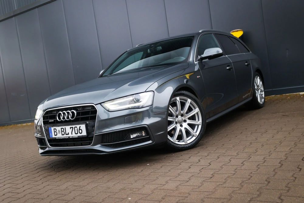 Audi A4 Avant Quattro#S-Line#S-Tronic#Distronic#Bezwypadek#Full#Serwis#Faktura