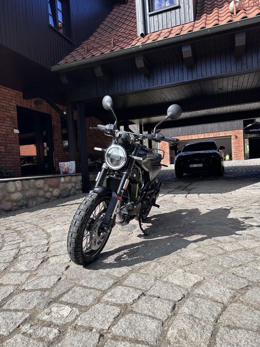 Husqvarna Svartpilen