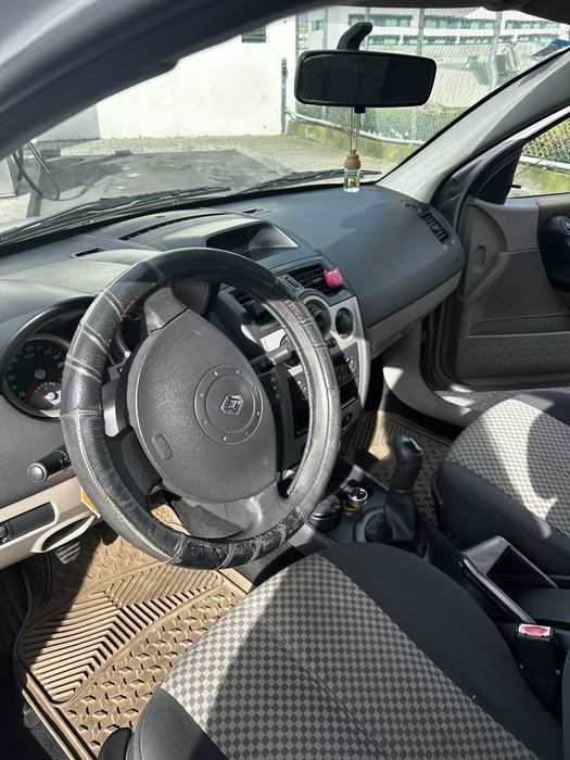 Renault Mégane 1.4 16V – 2003