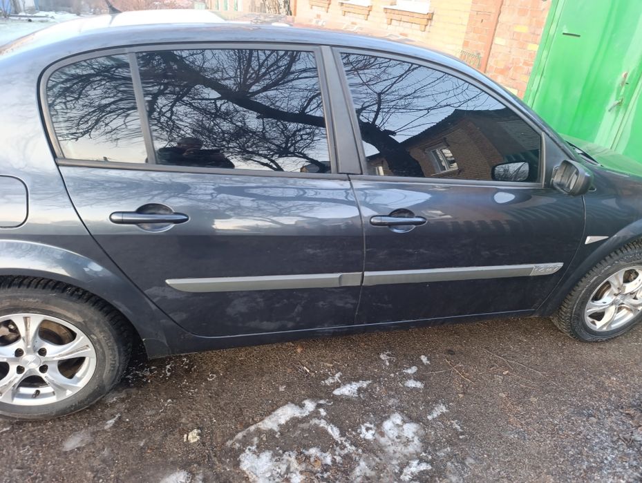 Продам Меган 2 седан