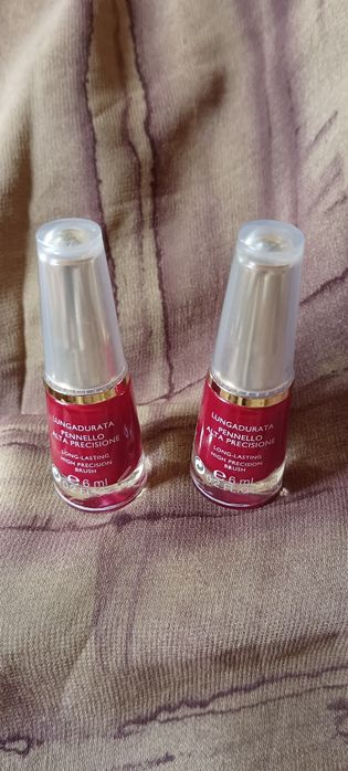 Verniz vermelho Collistar . Duas unidades