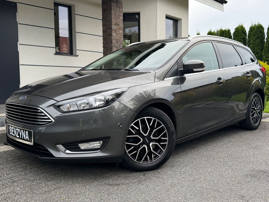 Ford Focus TITANIUM* Kamera Cofania* Navi* Car Play* Asystent* GWARANCJA