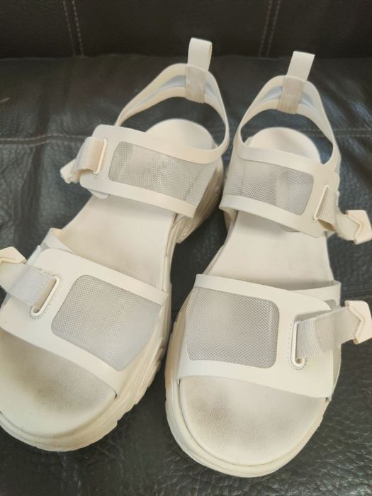 Стильные и комфортные Skechers foam 27см