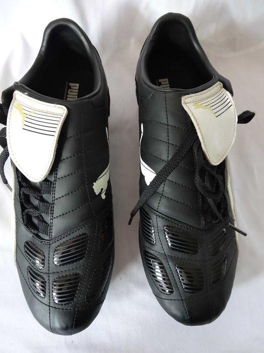 Buty PUMA roz 46 Piłkarskie Korki Skóra