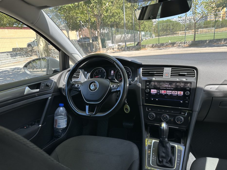 VW Golf Variant 1.0 TSI DSG 115cv | ACC | Câmara | Full LED | CarPlay
