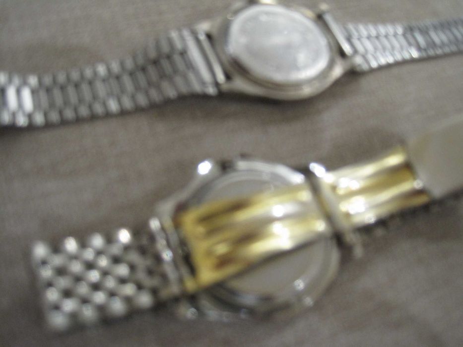 Продам комплект наручних годинників Усі- справні