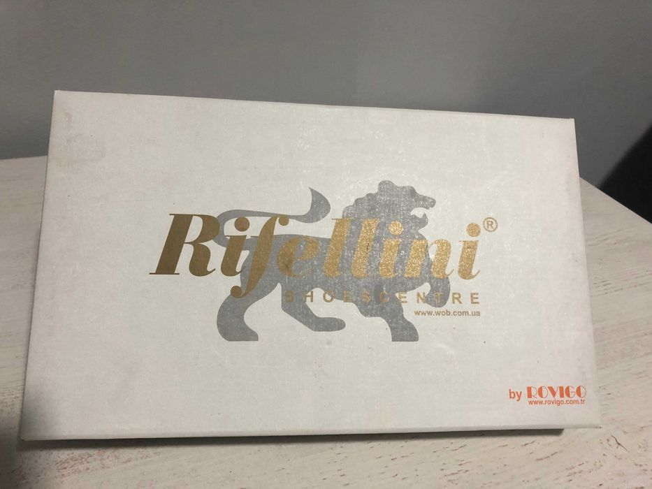 туфлі жіночі Rifelliny. нові