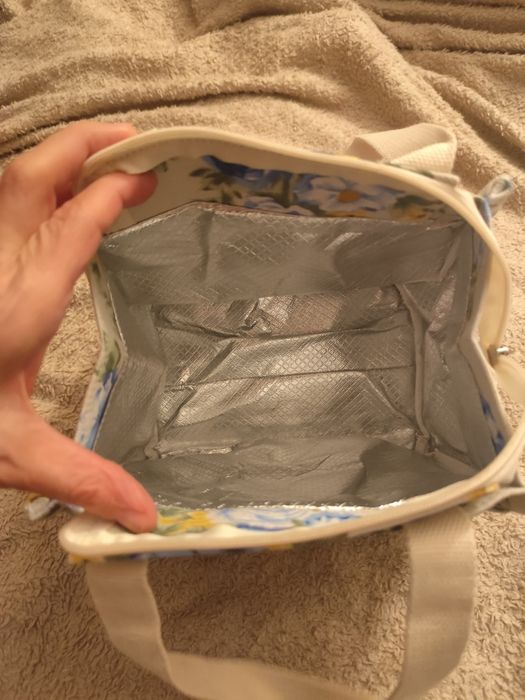 NOWA torba termiczna lunchbox z kwiatowym wzorem