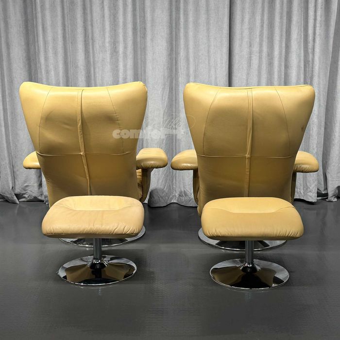 Комплект м'яких відпочинкових крісел у пісочному кольорі/пара крісел