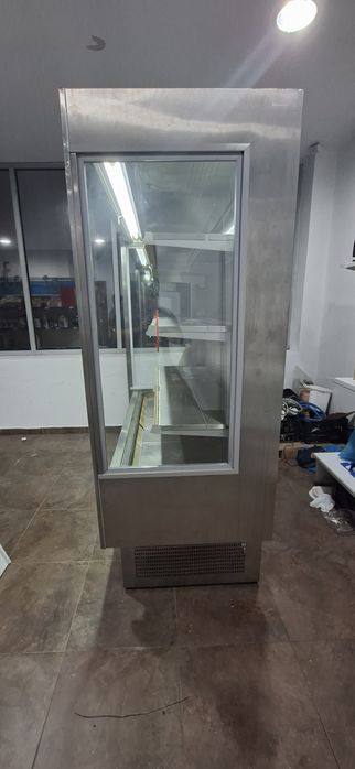 Arca refrigeradora vertical