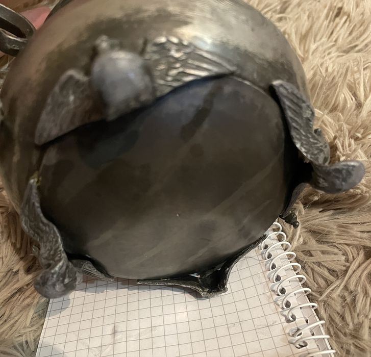 Старинная сахарница