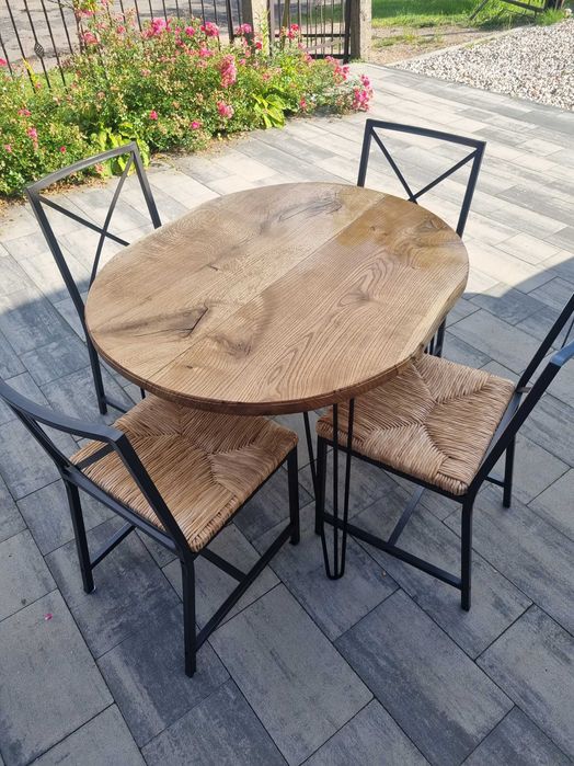 Stól dębowy do jadalni lub salonu
