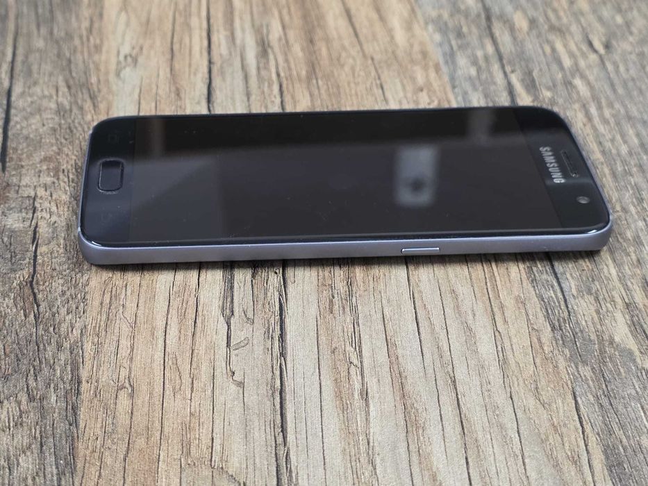 Samsung Galaxy S7 (SM-G930F) 4/32GB stan db gwarancja