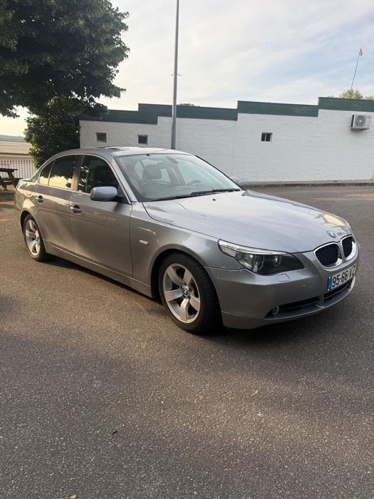 Bmw 530d de 2004 com 156 mil km reais