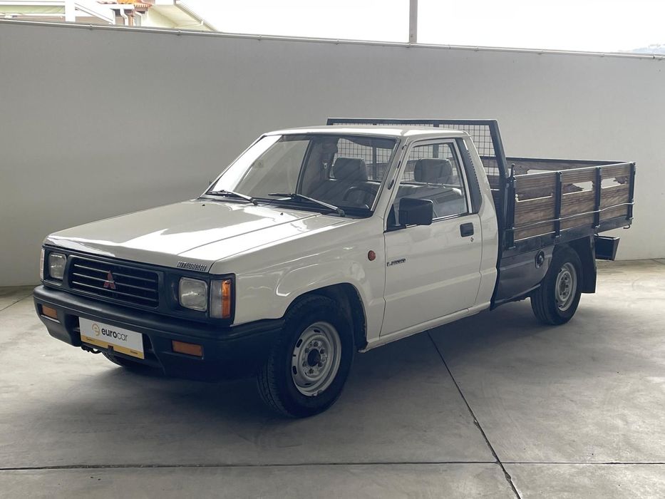 Mitsubishi L200 2.5D c/Direção Assistida