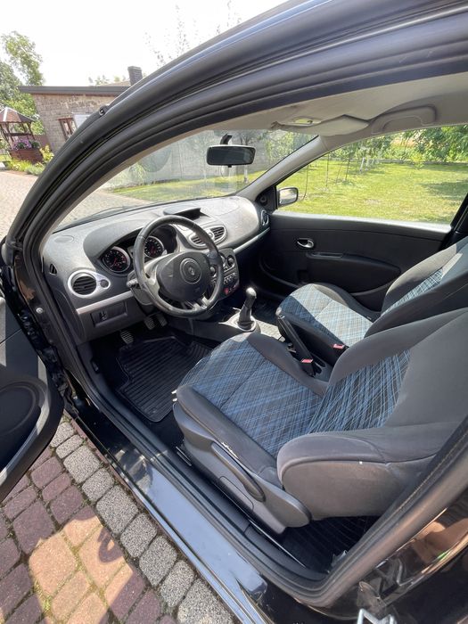 Renault Clio 1.5 DCI  4,5l / 100km