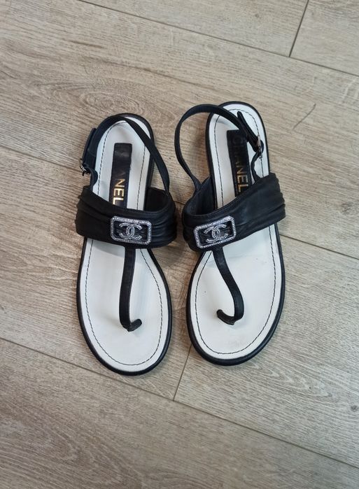 Босоніжки Chanel