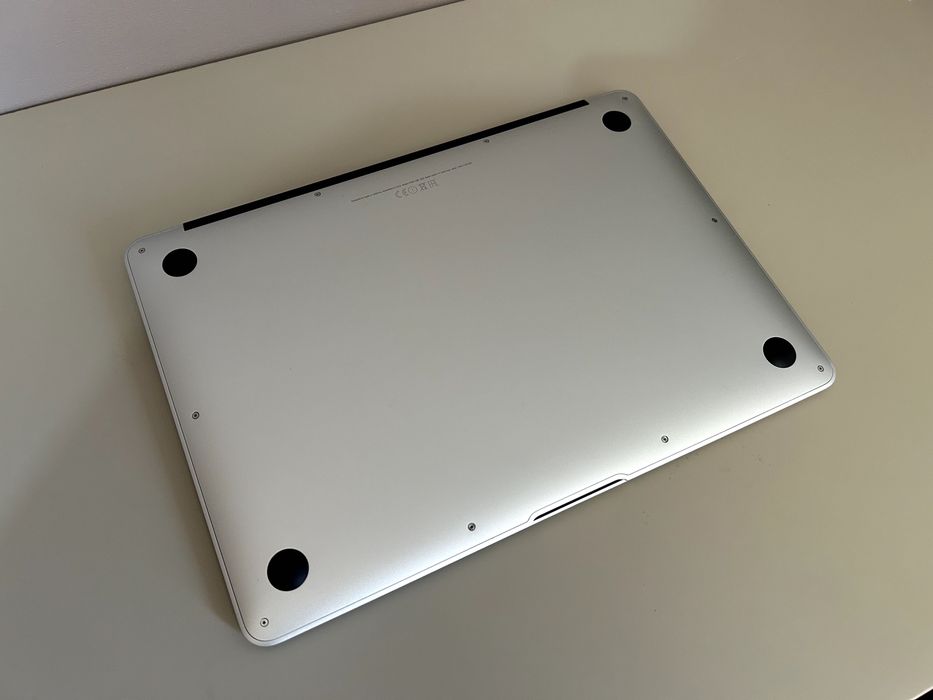 MacBook Air 13'' - 2015