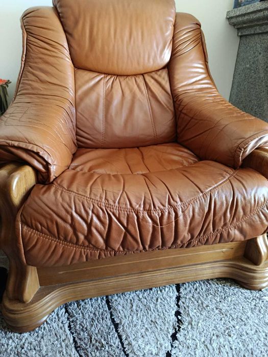 3 Sofás de couro