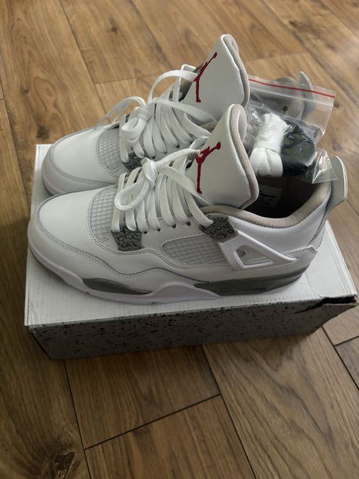 Jordan 4 Retro White Oreo