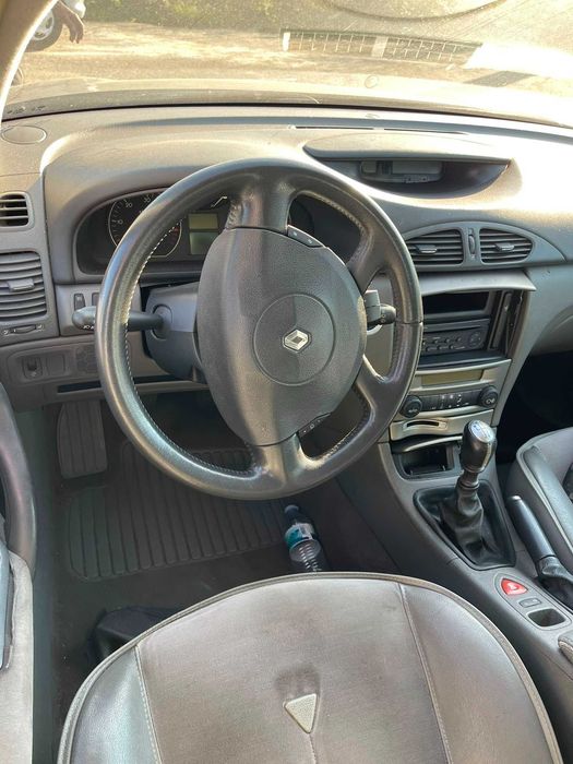 Renault Laguna 2005  para peças