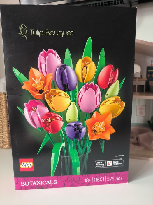 LEGO botanicals tulip bouquet