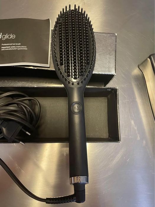 Escova de Cabelo Elétrica GHD - NOVA