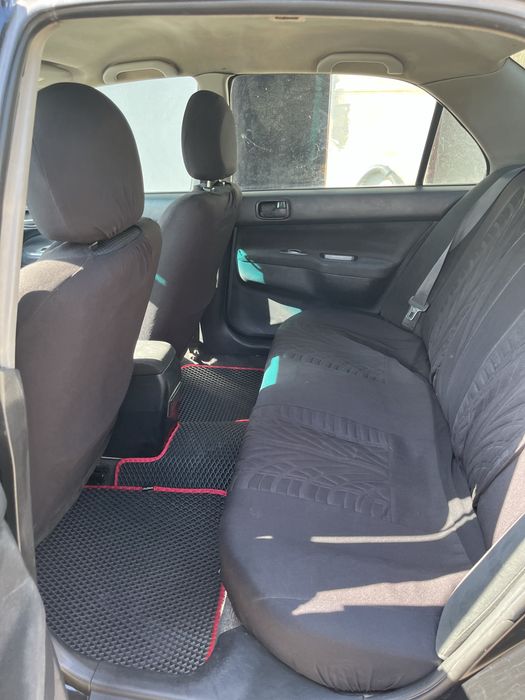 Продаю Mitsubishi Lancer 9 1.6 газ/бензин 2009