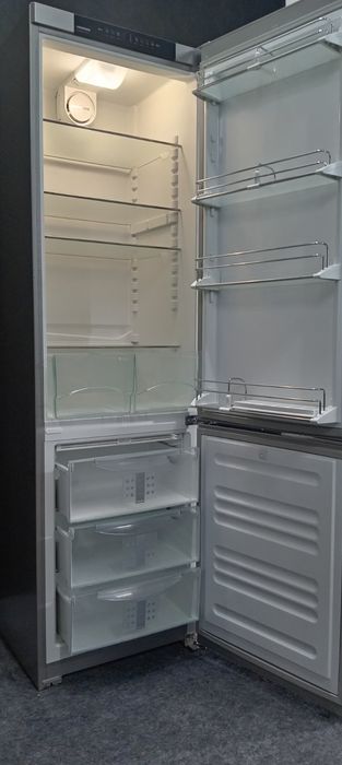 Холодильник Liebherr