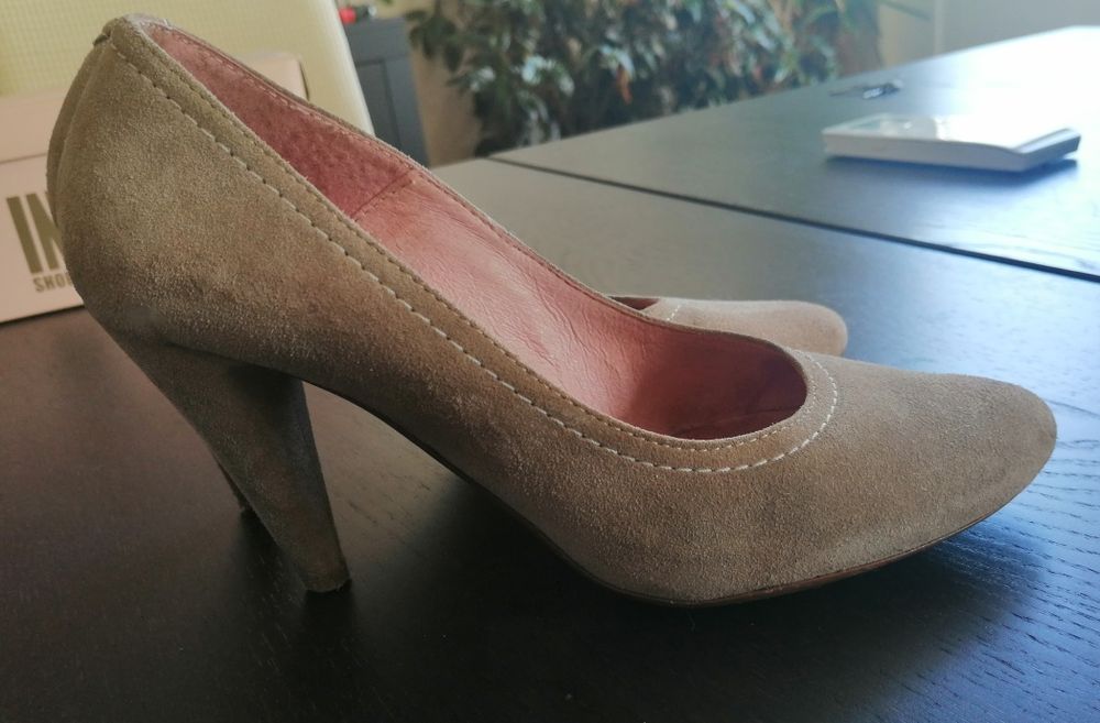 Sapato bege N.° 35