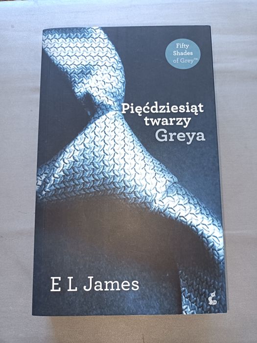 Książka E. L. James "Pięćdziesiąt twarzy Greya"