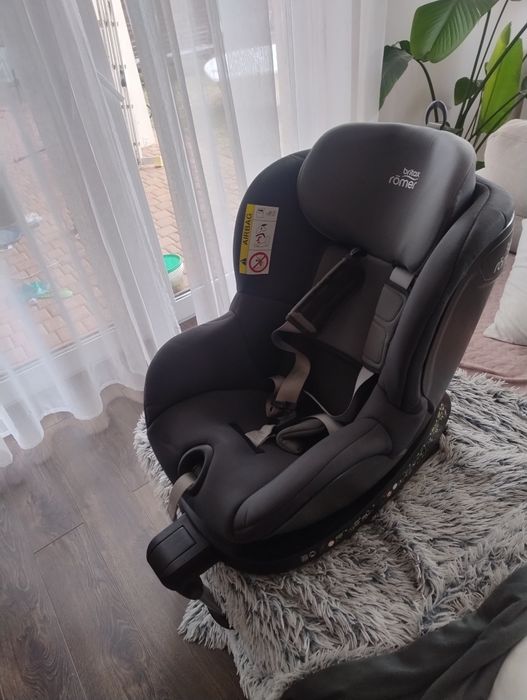 Fotelik britax Romer dualfix 2R