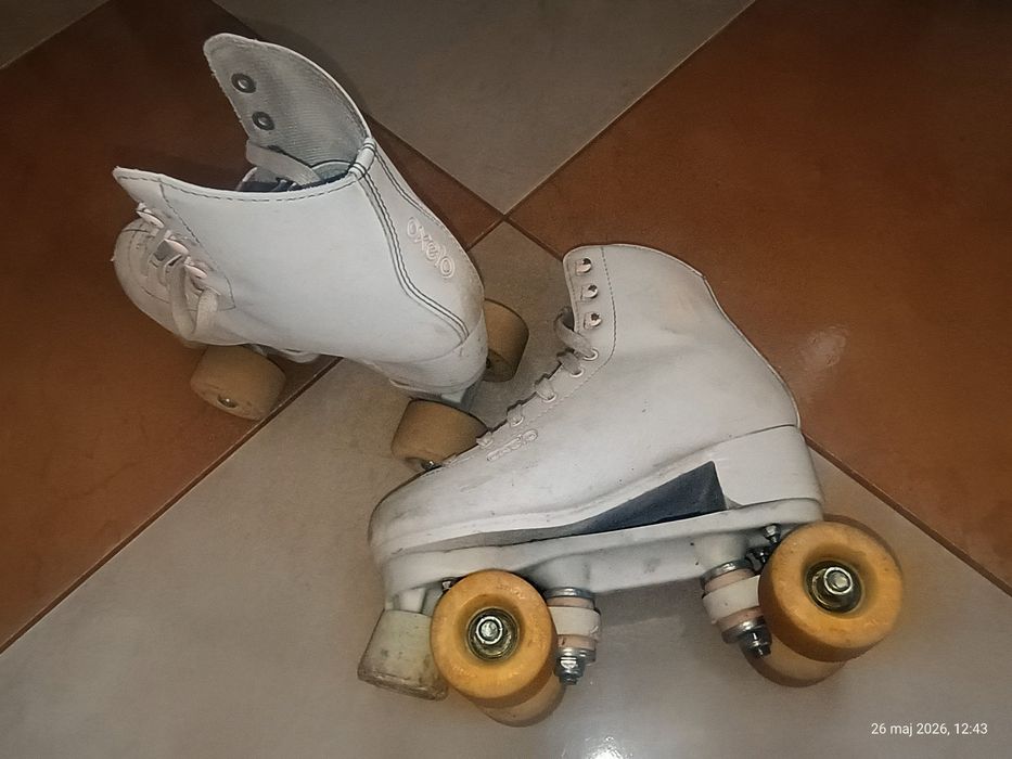 Wrotki figurowe Oxelo Quad 100
