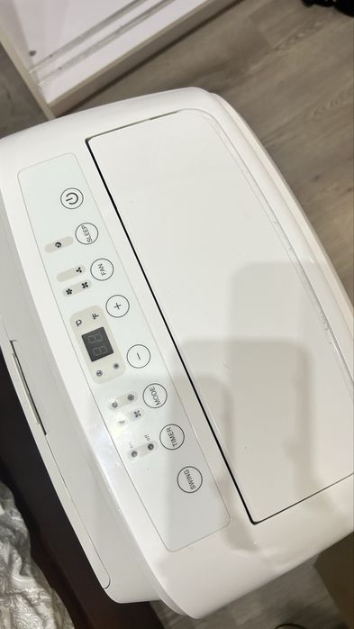 Ar Condicionado Portátil BECKEN BAC4255 (23 m² - 12000 BTU - Branco)