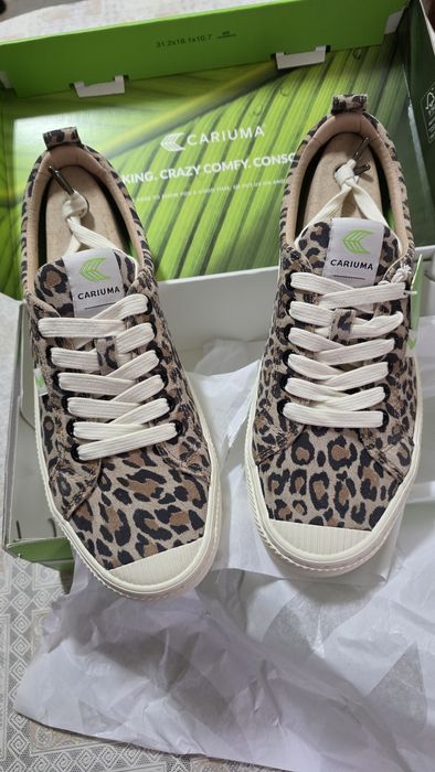 Ténis Cariuma Oca suede