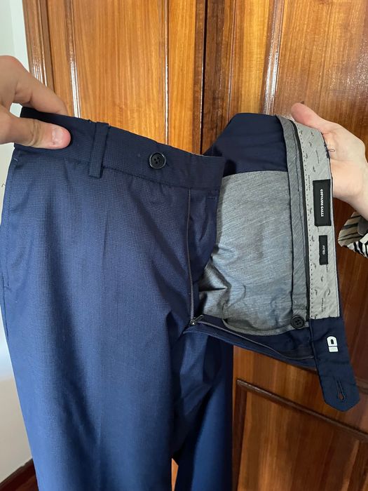 Fato Giovanni Gali azul escuro como novo